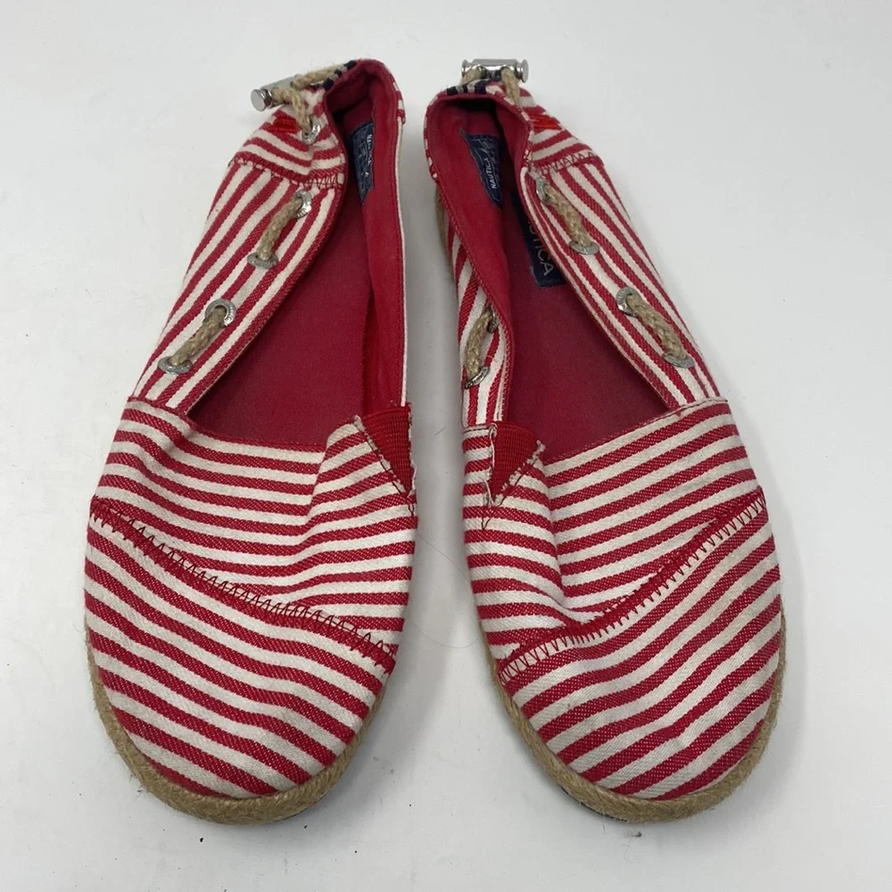 Nautica red white